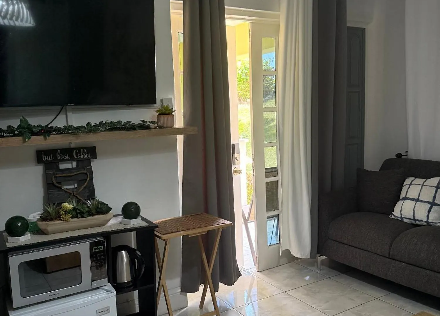 Quaint Sleep Apartment At Mystic Ridge Ocho Rios Jamaica